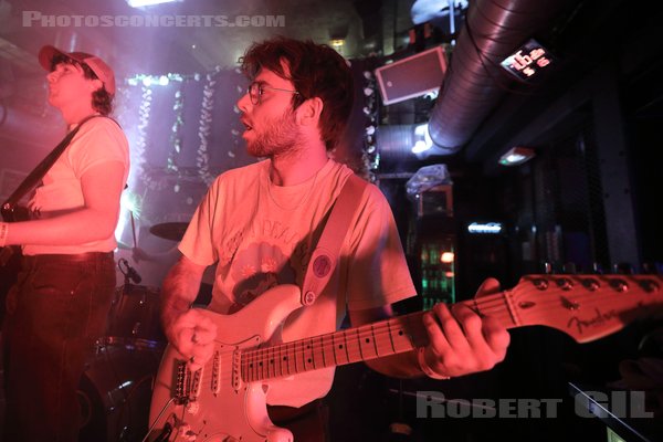 FEET - 2023-05-18 - PARIS - Cafe de la Presse - 